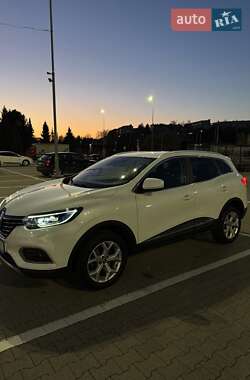 Внедорожник / Кроссовер Renault Kadjar 2020 в 