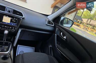 Позашляховик / Кросовер Renault Kadjar 2018 в 