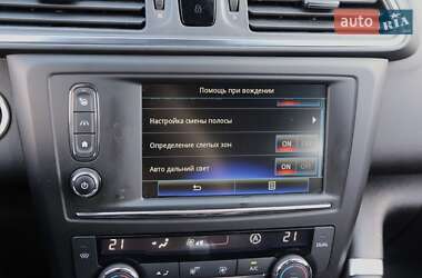Внедорожник / Кроссовер Renault Kadjar 2017 в 