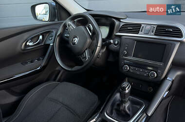 Позашляховик / Кросовер Renault Kadjar 2015 в 