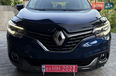 Внедорожник / Кроссовер Renault Kadjar 2015 в 