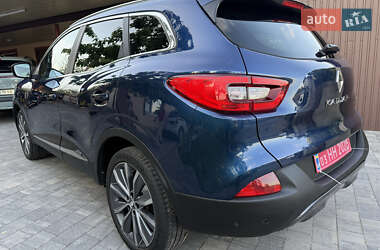 Внедорожник / Кроссовер Renault Kadjar 2015 в 
