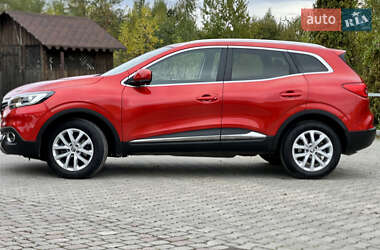 Позашляховик / Кросовер Renault Kadjar 2015 в  фото 12 Позашляховик / Кросовер Renault Kadjar 2015 в