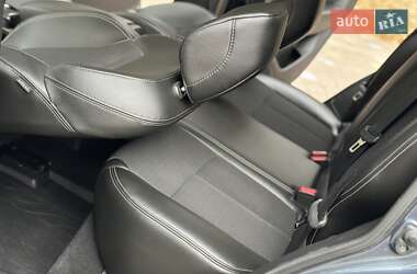 Внедорожник / Кроссовер Renault Kadjar 2016 в 
