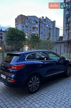 Внедорожник / Кроссовер Renault Kadjar 2016 в 