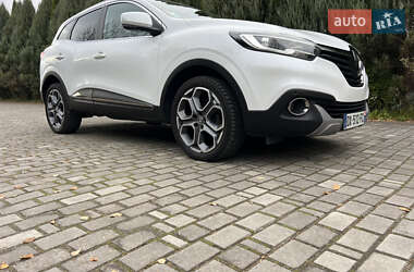 Внедорожник / Кроссовер Renault Kadjar 2015 в 