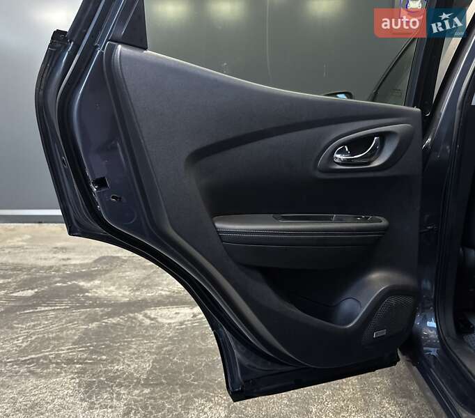 Внедорожник / Кроссовер Renault Kadjar 2016 в Киеве фото 3 Внедорожник / Кроссовер Renault Kadjar 2016 в Киеве