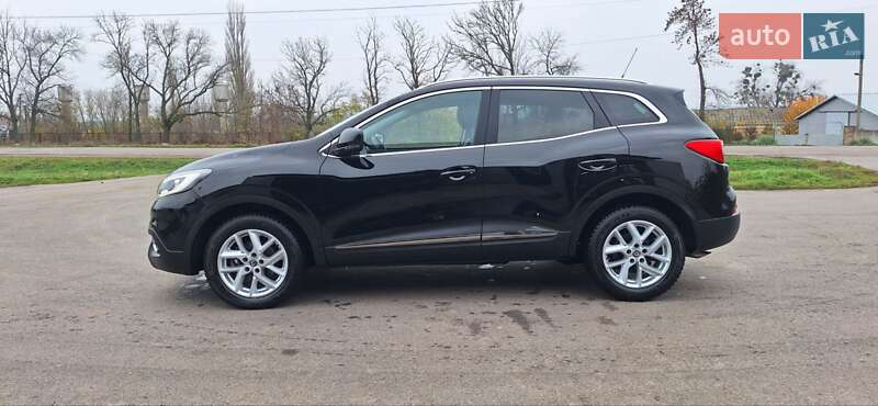 Внедорожник / Кроссовер Renault Kadjar 2016 в Новоархангельске