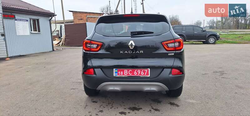 Внедорожник / Кроссовер Renault Kadjar 2016 в Новоархангельске