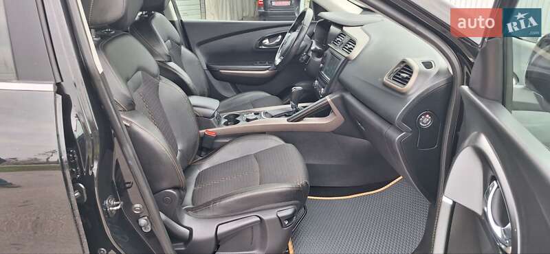 Внедорожник / Кроссовер Renault Kadjar 2016 в Новоархангельске