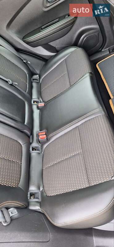 Внедорожник / Кроссовер Renault Kadjar 2016 в Новоархангельске