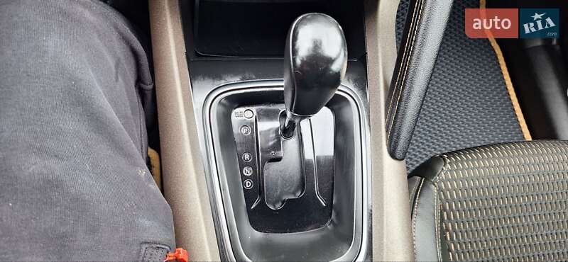 Внедорожник / Кроссовер Renault Kadjar 2016 в Новоархангельске