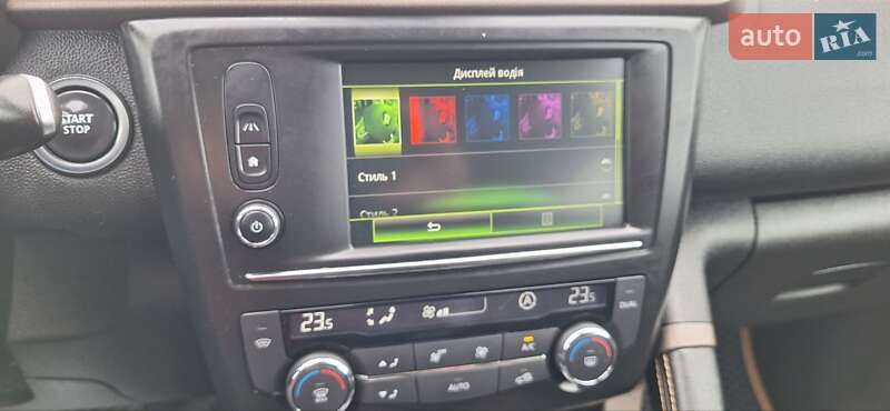 Внедорожник / Кроссовер Renault Kadjar 2016 в Новоархангельске