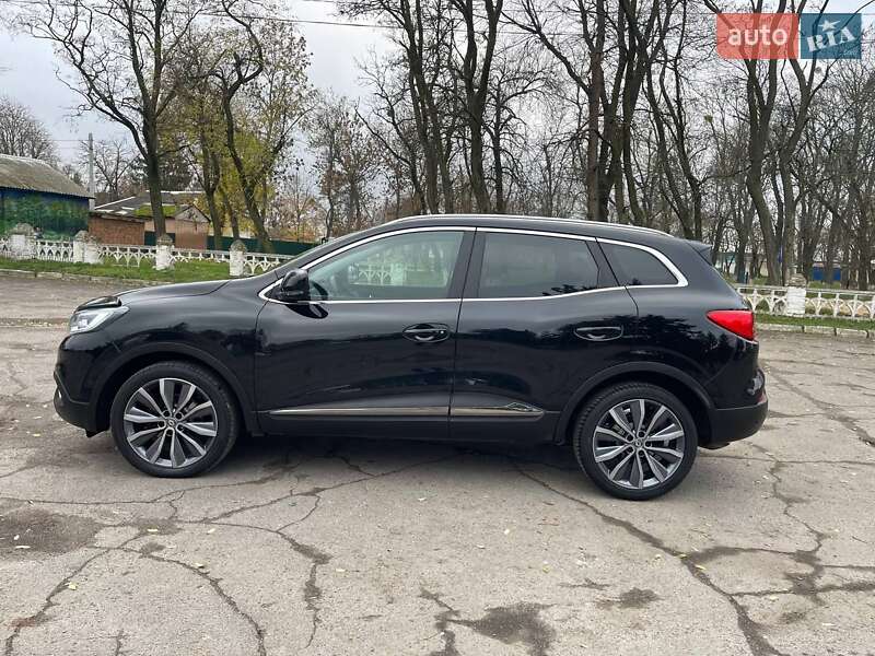 Внедорожник / Кроссовер Renault Kadjar 2016 в Новоархангельске