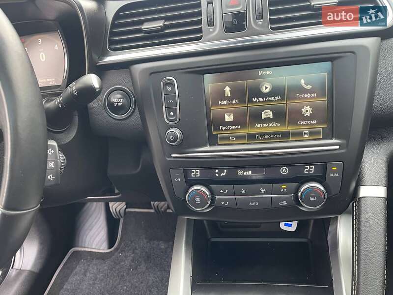 Внедорожник / Кроссовер Renault Kadjar 2016 в Новоархангельске