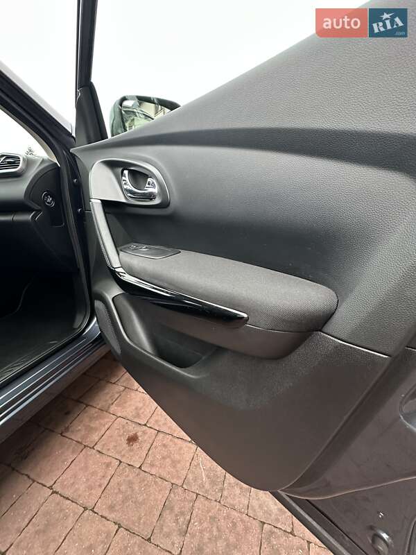 Внедорожник / Кроссовер Renault Kadjar 2018 в Стрые