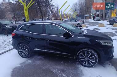 Внедорожник / Кроссовер Renault Kadjar 2017 в Вишневом