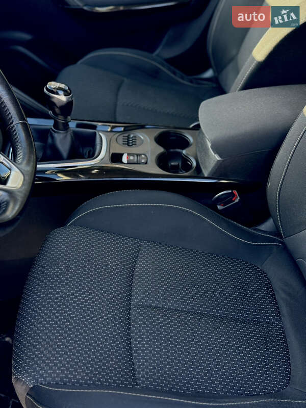 Внедорожник / Кроссовер Renault Kadjar 2016 в Теофиполе фото 17 Внедорожник / Кроссовер Renault Kadjar 2016 в Теофиполе