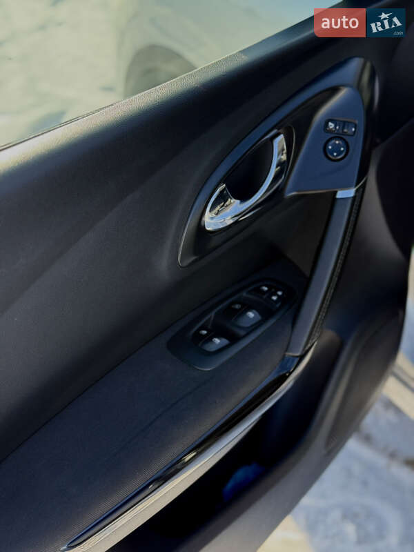 Внедорожник / Кроссовер Renault Kadjar 2016 в Теофиполе фото 19 Внедорожник / Кроссовер Renault Kadjar 2016 в Теофиполе