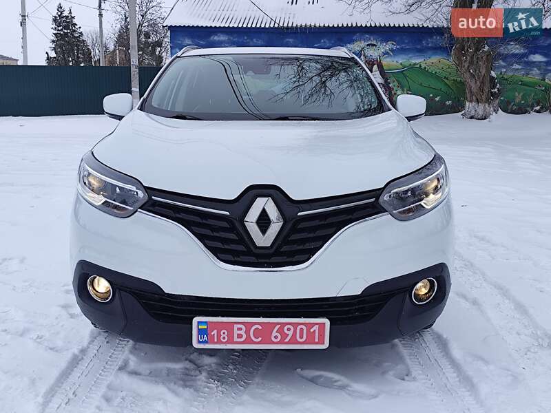 Внедорожник / Кроссовер Renault Kadjar 2016 в Новоархангельске