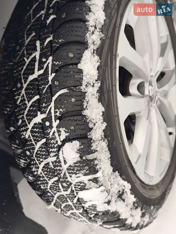 Внедорожник / Кроссовер Renault Kadjar 2016 в Новоархангельске