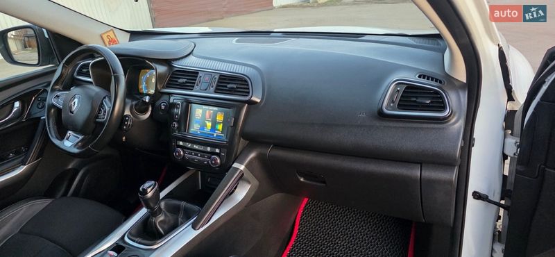 Позашляховик / Кросовер Renault Kadjar 2016 в Новоархангельську