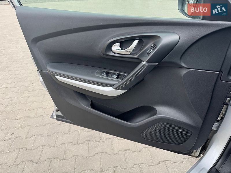 Позашляховик / Кросовер Renault Kadjar 2017 в Луцьку
