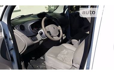 Грузопассажирский фургон Renault Kangoo 2010 в 