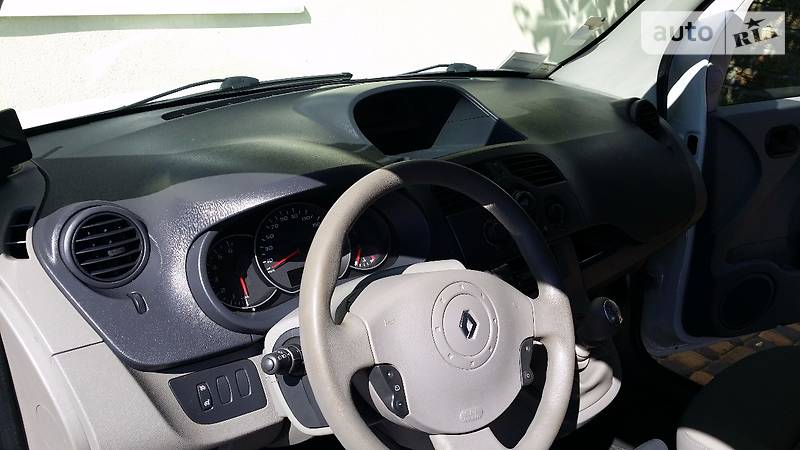 Грузопассажирский фургон Renault Kangoo 2010 в Луцке