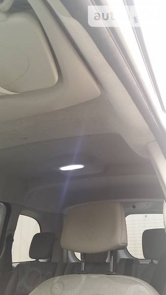 Грузопассажирский фургон Renault Kangoo 2010 в Луцке