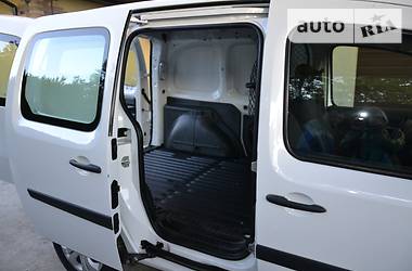 Грузопассажирский фургон Renault Kangoo 2014 в Полтаве