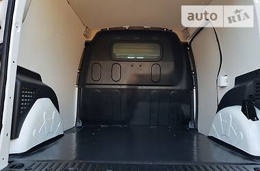 Вантажопасажирський фургон Renault Kangoo 2015 в 