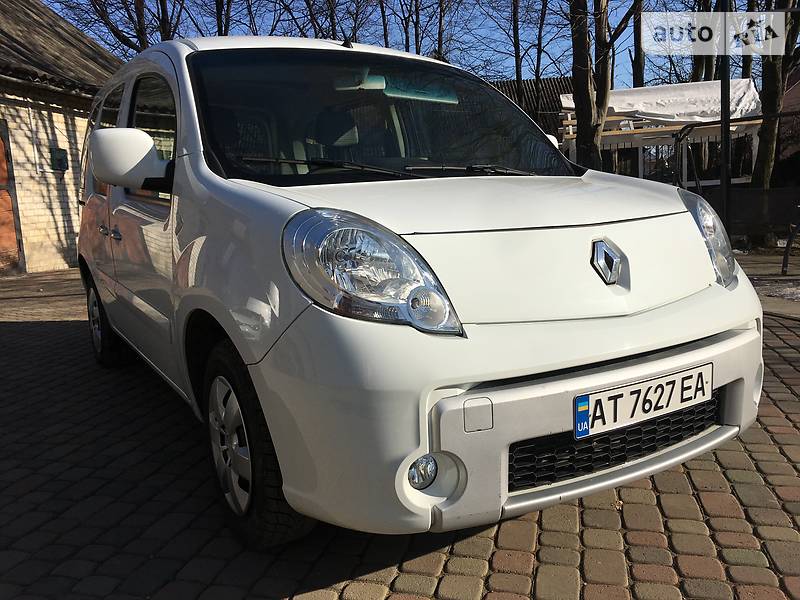 Вантажопасажирський фургон Renault Kangoo 2012 в 