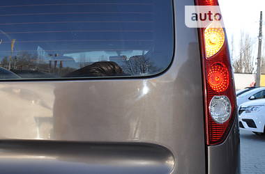 Мінівен Renault Kangoo 2012 в 
