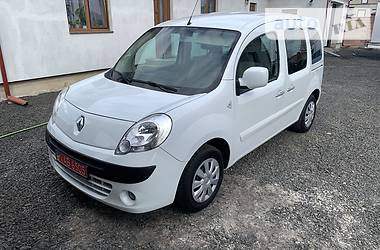 Мінівен Renault Kangoo 2011 в 