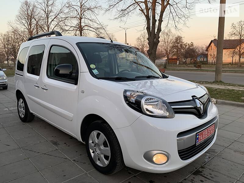 Вантажопасажирський фургон Renault Kangoo 2017 в Луцьку