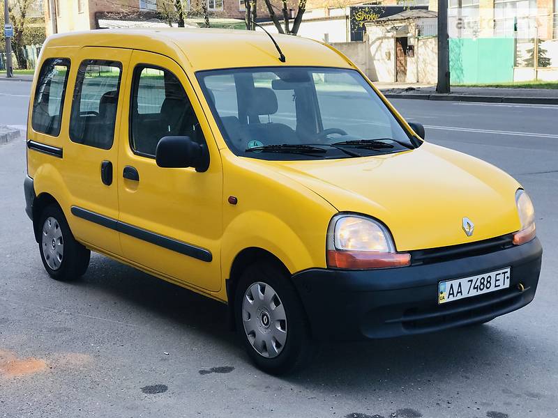 Вантажопасажирський фургон Renault Kangoo 2001 в 