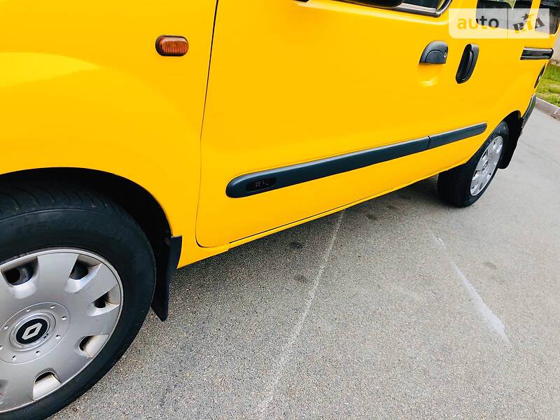 Вантажопасажирський фургон Renault Kangoo 2001 в Києві фото 8 Вантажопасажирський фургон Renault Kangoo 2001 в Києві