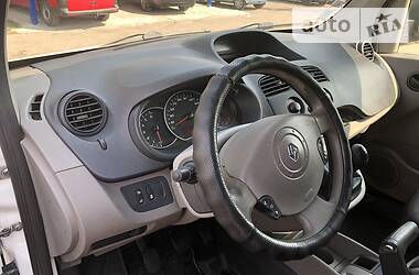 Вантажопасажирський фургон Renault Kangoo 2010 в 