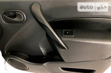Вантажопасажирський фургон Renault Kangoo 2015 в 