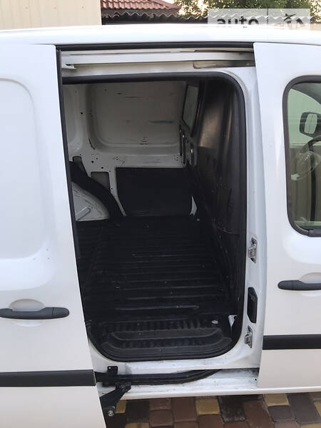 Вантажопасажирський фургон Renault Kangoo 2012 в Житомирі