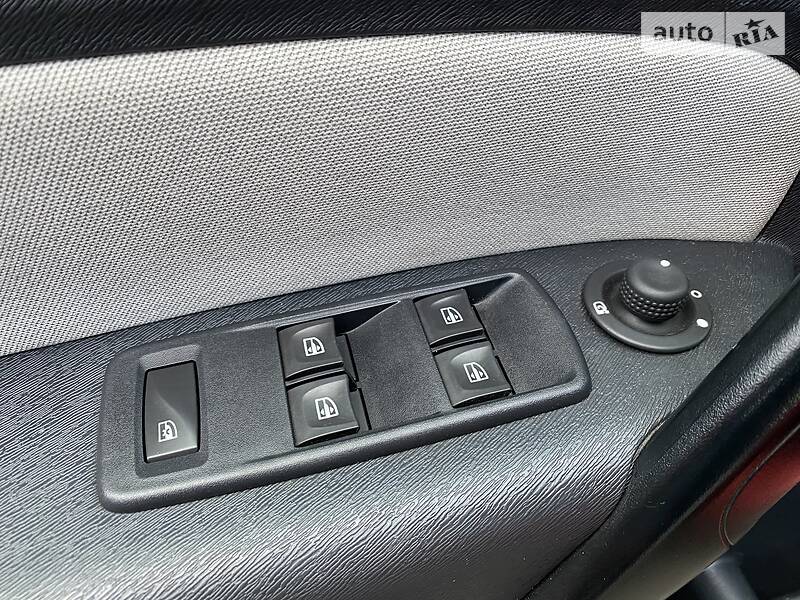 Вантажопасажирський фургон Renault Kangoo 2015 в Луцьку