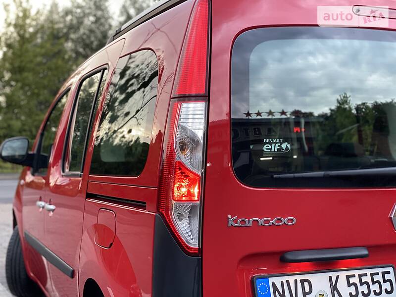 Вантажопасажирський фургон Renault Kangoo 2015 в Луцьку