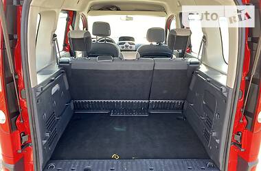 Грузопассажирский фургон Renault Kangoo 2011 в 