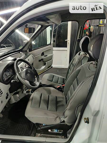 Мінівен Renault Kangoo 2006 в Сумах фото 4 Мінівен Renault Kangoo 2006 в Сумах