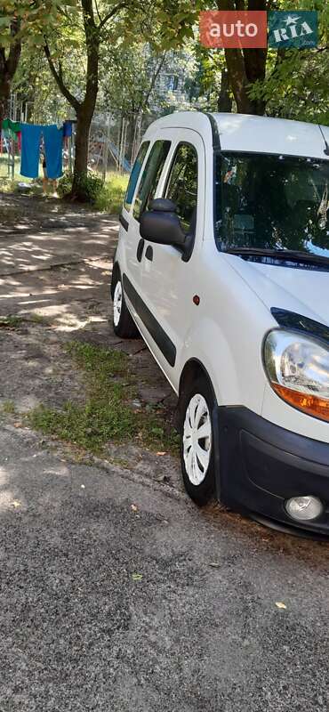 Минивэн Renault Kangoo 2003 в Славянске