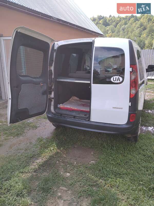 Мінівен Renault Kangoo 2009 в Сваляві фото 3 Мінівен Renault Kangoo 2009 в Сваляві