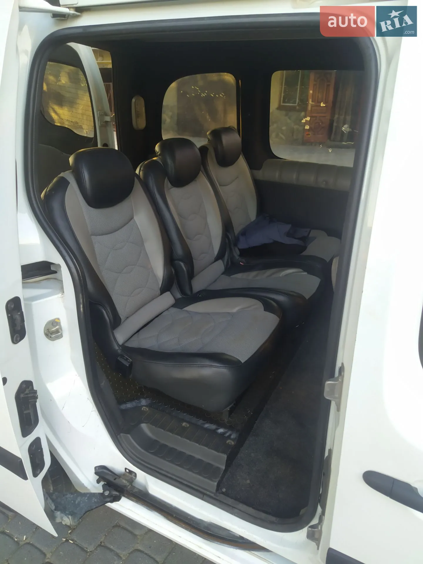 2010 Renault Kangoo - мініатюра 7