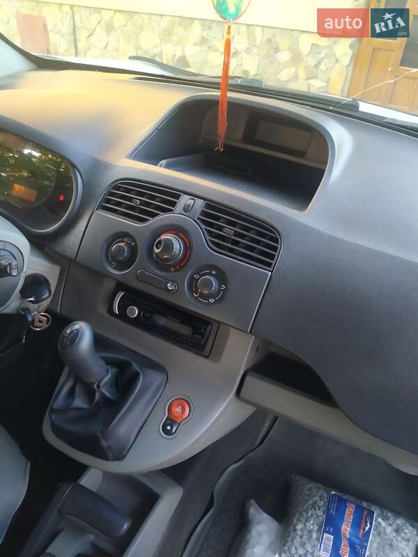 Минивэн Renault Kangoo 2010 в Львове фото 4 Минивэн Renault Kangoo 2010 в Львове
