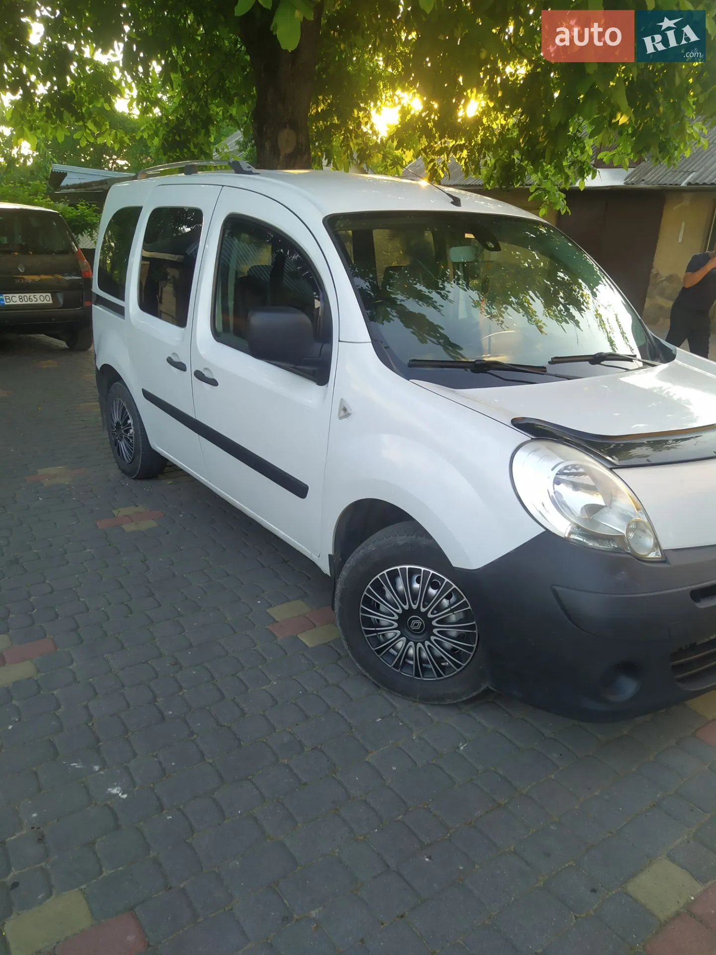 2010 Renault Kangoo - мініатюра 12
